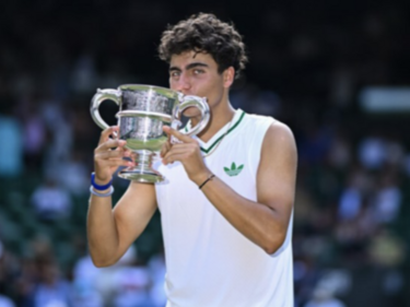 Обявиха Иван Иванов за световен шампион при юношите на ITF