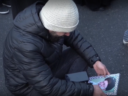 Иранските власти обявиха 40 дневен обществен траур и седем почивни дни