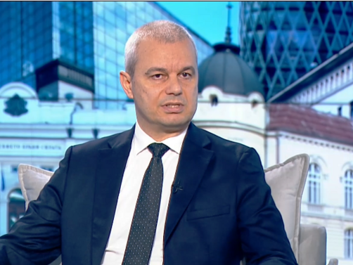 Лидерът на партия Възраждане  Костадин Костадинов обвини българския посланик в Молдова Мая Добрева в държавна