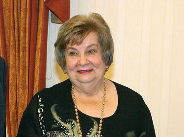 Почина легендата на кукления театър - Слава Рачева
