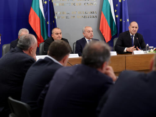 Държавата ще гарантира регулации и контролни механизми, с които да