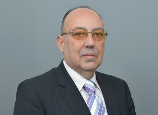 Новият областен управител на Сливен Михаил Кашеров е с отнето