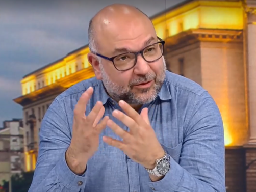 Големият въпрос е не какви сигнали дава Румен Радев а