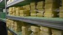 Търговските вериги: Нашият кашкавал се продава с 5% под доставната цена