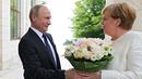 FT: ЕС избира между Меркел или Драги като общ преговарящ с Путин
