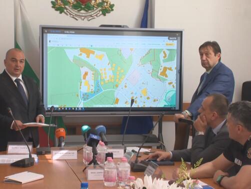 Министърът на регионалното развитие и благоустройството Иван Шишков министърът на
