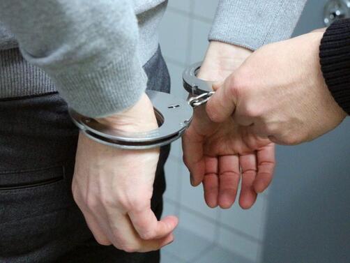 Действащ съдебен заседател от Бургас е задържан по разследване на