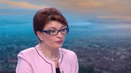 Десислава Атанасова твърди, че е пътувала с граждански полет до Турция, а не с Пеевски
