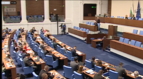 НА ЖИВО  „Безмер“ разпали парламента: Искат премиера Радев в НС за обяснения

