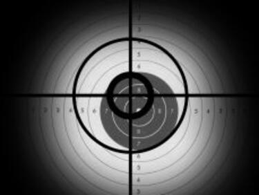 Обстрелваха съда в Амстердам