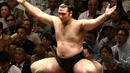 Двоен български триумф на силен турнир по сумо в Токио