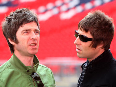 Лиъм Галахър ще прави филм за Oasis