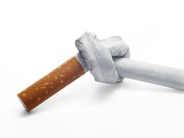 Цигареният дим води до генетични увреждания