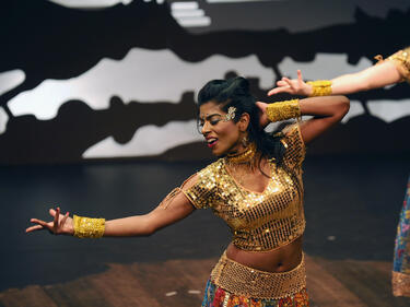 Индийка танцува 123 часа, за да постави рекорд