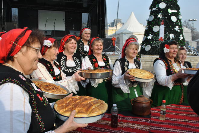 Избраха най-голямата, вкусна и красива шопска баница