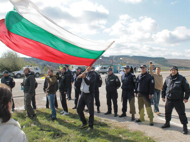 Полицията предотврати блокадата на пътя София - Варна