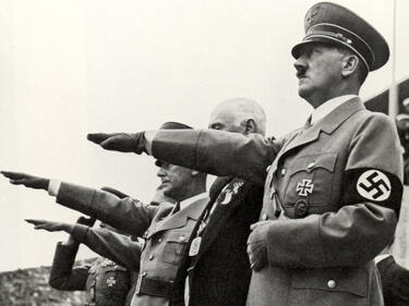 Издават "Моята борба" на Хитлер в Германия

