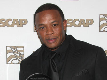 Dr. Dre обяви дата за новия си последен албум
