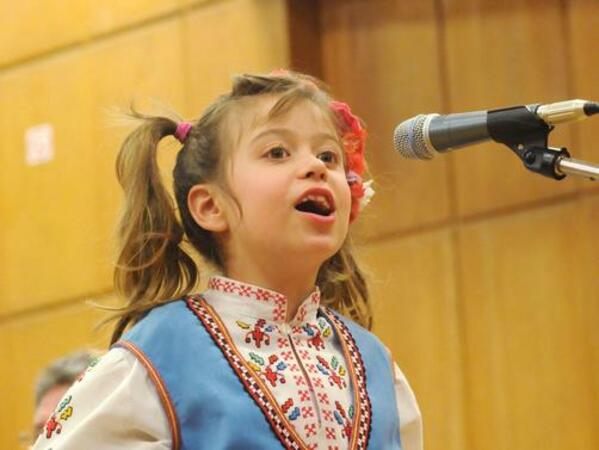 Млади фолклорни таланти изнесоха концерт