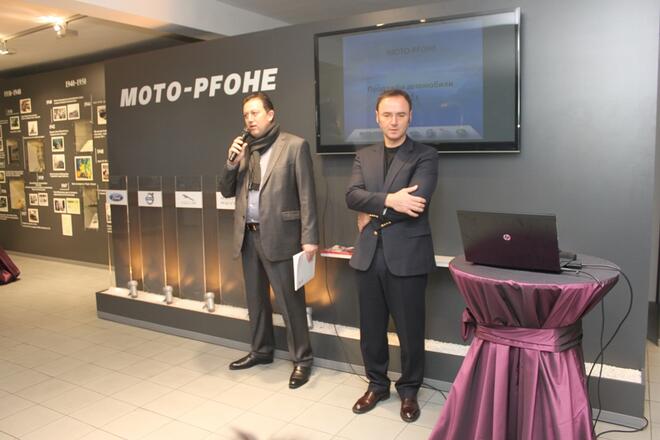 Двамата управители на Мото-Пфое казаха, че очакват 2012 да бъде по-добра.