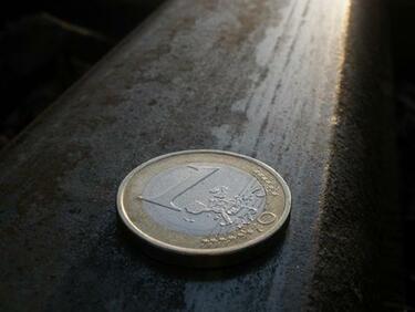 Дянков не се притеснява от срив на еврото, бордът е обвързан с марката
