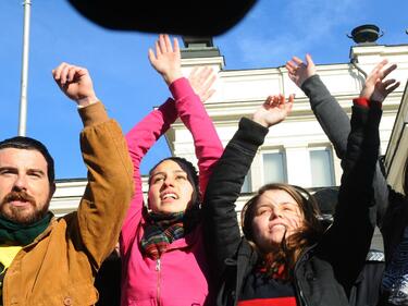 Мащабните протести в страната се оказаха малбройни демонстрации