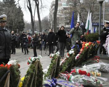 Заупокойна молитва в памет на загиналите за свободата на Бургас