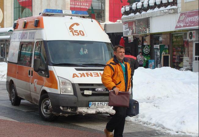 Намушкан в корема в центъра на Пловдив