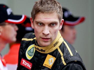 Виталий Петров се завръща във Формула 1 с отбора на Кейтъръм