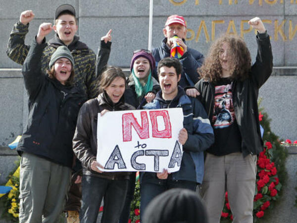 Вяли протести срещу ACTA 