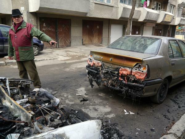 Колата е изгоряла до степен за вторични суровини във Варна