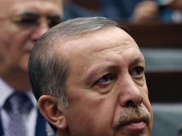 Ердоган остава министър-председател и по време на битката за президентския пост