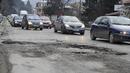 Снеговалежите в 8 области на страната продължават