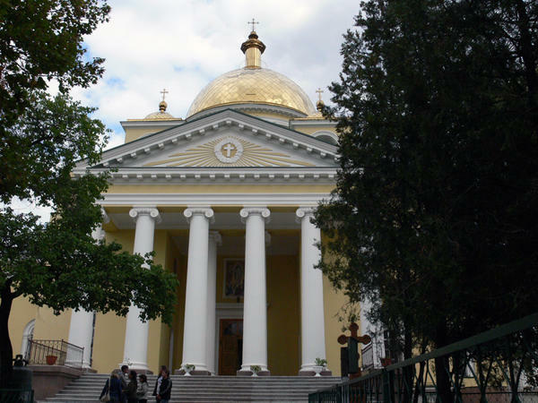 Храмът, преживял две световни войни и комунистическите разрушения.