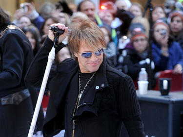 Bon Jovi ще свирят на частно парти на Опра