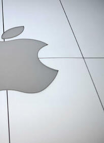 Какво ще прави Apple с резервите си от 98 млрд. долара в брой?