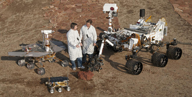 Curiosity пътува уверено към Марс