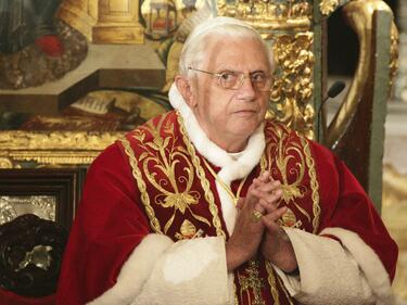 Папата отпразнува 85-я си рожден ден