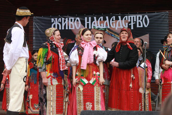 Традициите са живи...