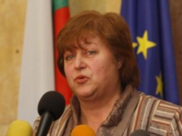 ﻿Валентина Богданова: Плугчиева трябва да напусне БСП, за да бъде посланик
