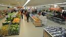 Българските производители свалят цените на стоките, предлагани в големите вериги