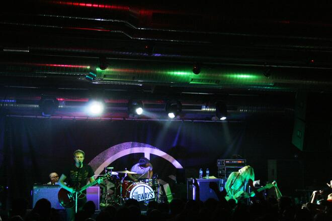 Рок торнадо от The Subways