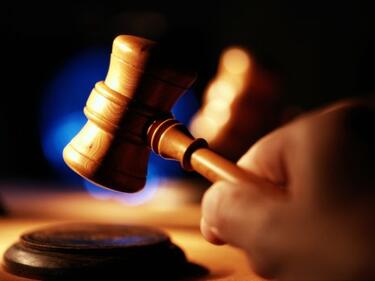 Apple и Samsung в съдебен спор за патенти