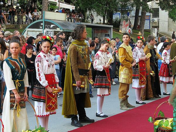 1,2,3...12 - ревю на абитуриенти в Търново
