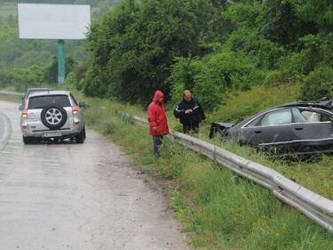 Магистралата край Варна се наводни - станаха 2 катастрофи