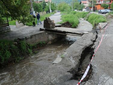 Военното министерство доставя мост от Пловдив за Владая