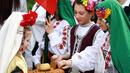Гости от 7 държави танцуват с българите във Враца