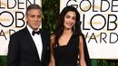 Клуни и Амал по-влюбени от всякога