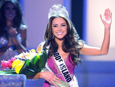 Представителката на Род Айланд спечели конкурса „Мис САЩ 2012“