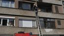 Пожарникари спасиха пенсионерка от горящото й жилище